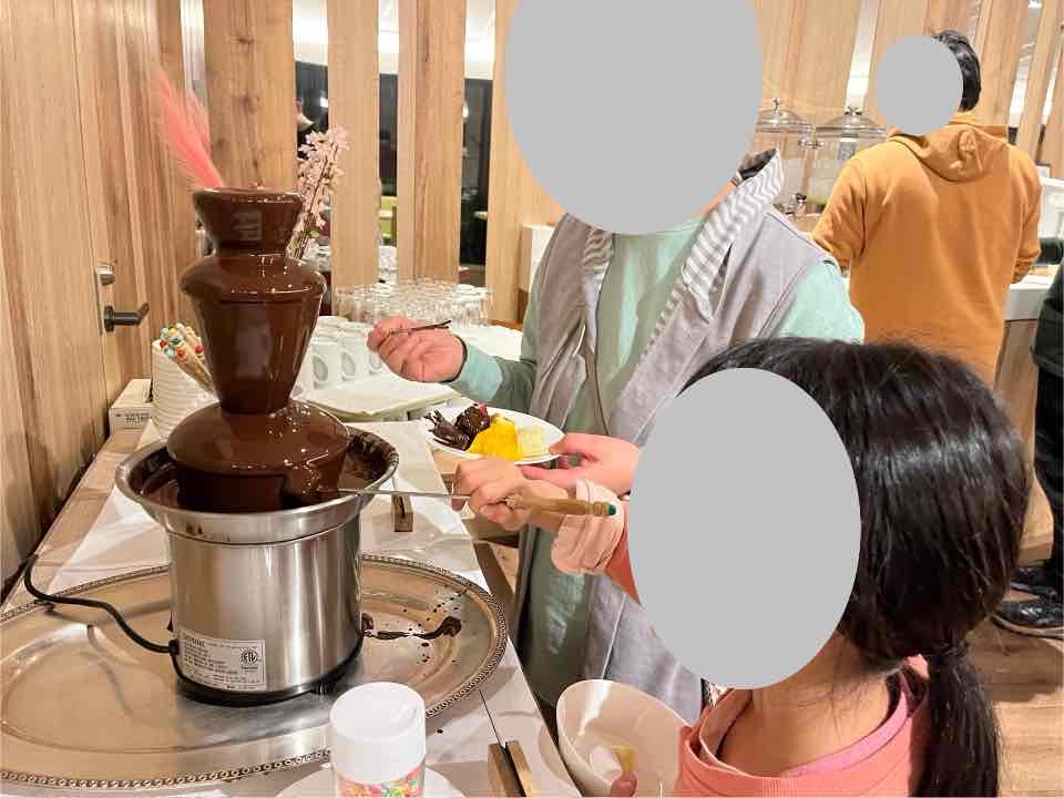 夕食のセミビュッフェ
