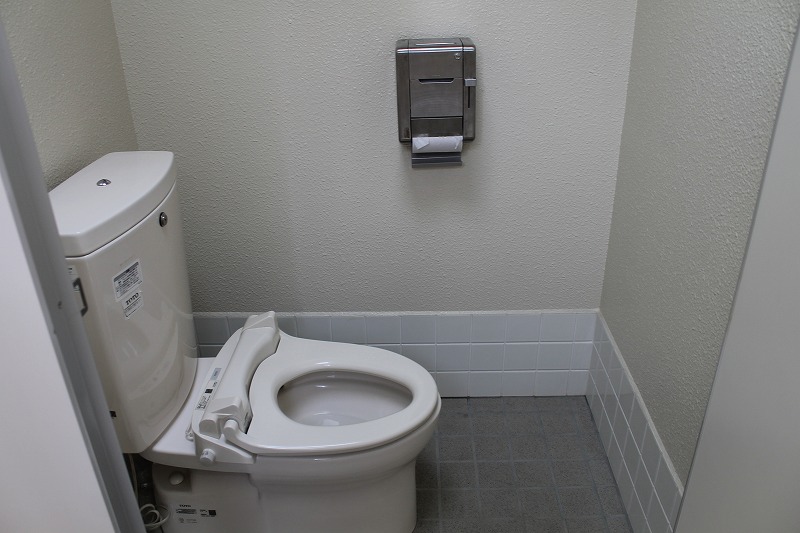 内川公園の女性トイレ