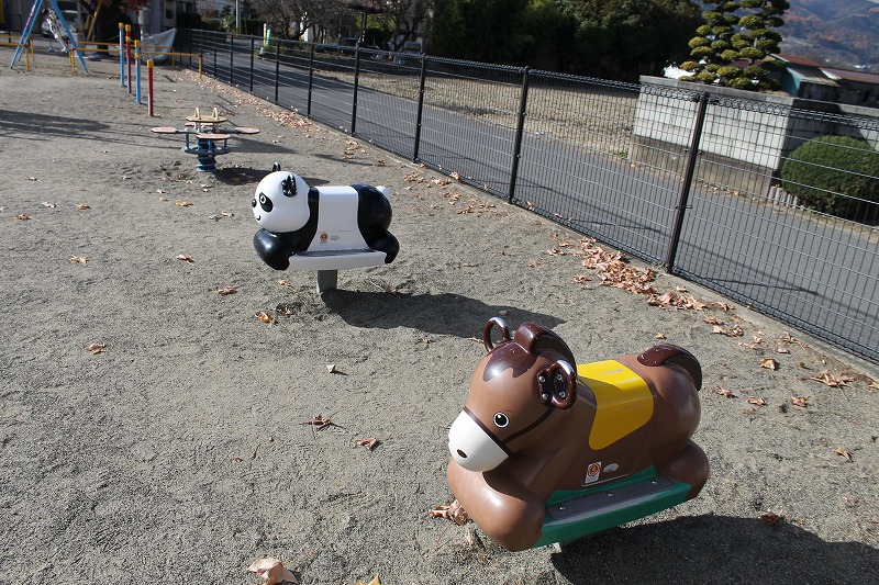 小船山公園のスプリング遊具は3種類