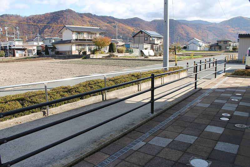 小船山公園の入口、スロープが付いています