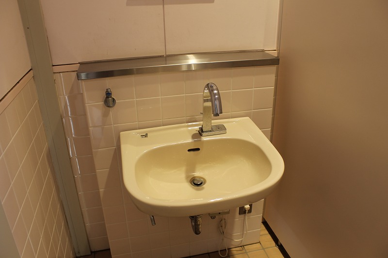 小船山公園、女性トイレ、手洗い場