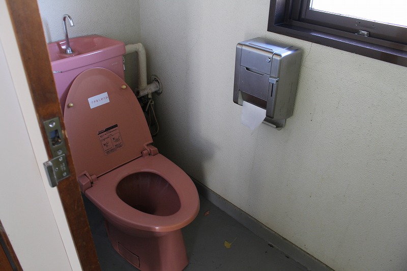 花緑コミュニティパークの女性トイレ