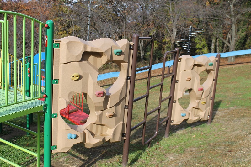 サクラケアパーク、新しい複合遊具