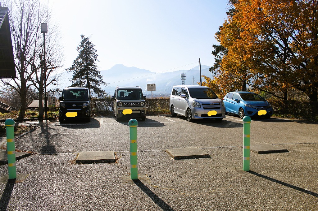 稲荷山公園の駐車場