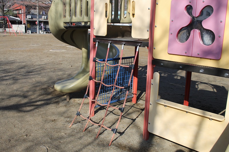 上山田中央公園の複合遊具