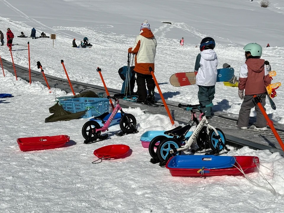 ポケモンスノーアドベンチャーのそりエリアの無料貸し出し物品