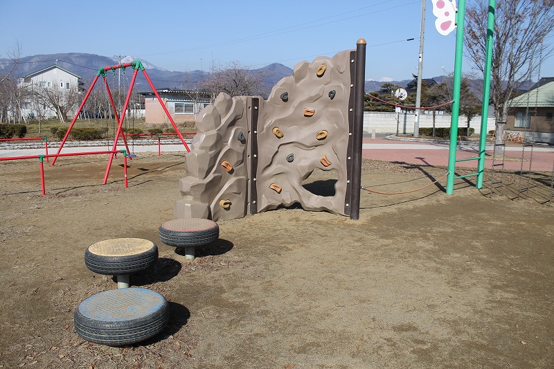 赤沼公園の大型複合遊具