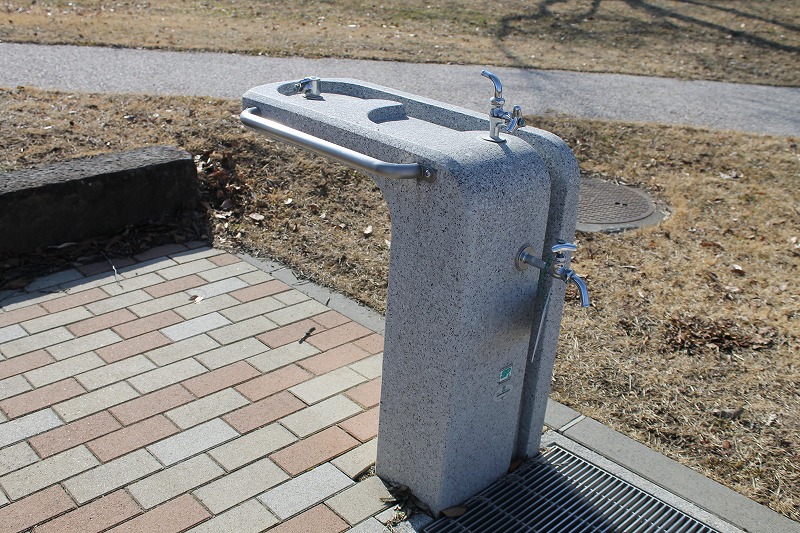 赤沼公園の水道