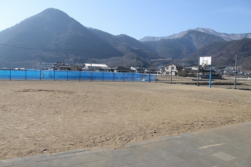 三本木公園のグラウンドの様子