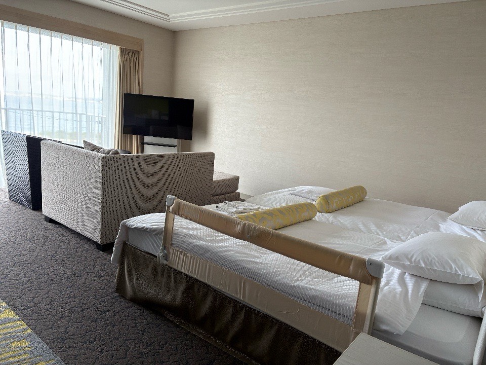 ラグナガーデンホテルのイーストウィング館Bの部屋の様子