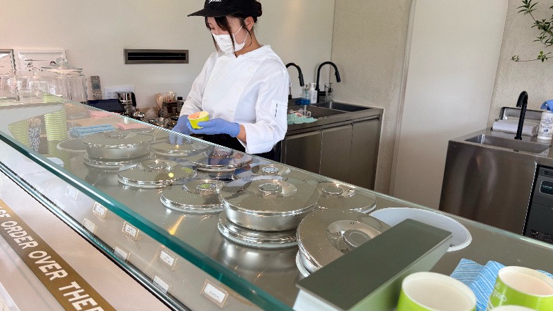 信濃町にあるチェントットジェラートの店内の様子